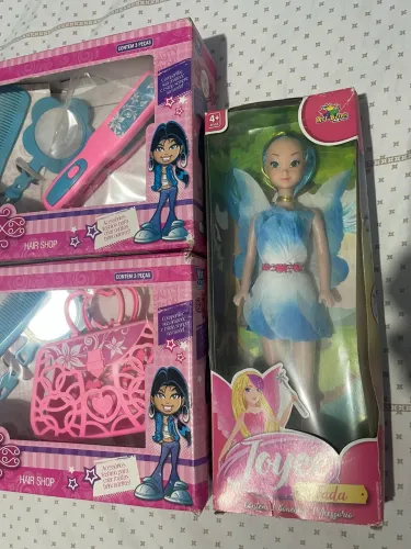 Lote de brinquedos de menina