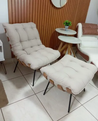 Poltrona Costela com Puff Tecido Linho Entregamos DF e Entorno