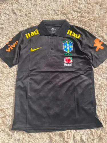 Camiseta Comissão Técnica Nike Brasil Masculina - Preta Polo