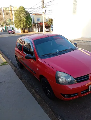 Renault Clio Hi-flex 1.0 16V 3P 2011