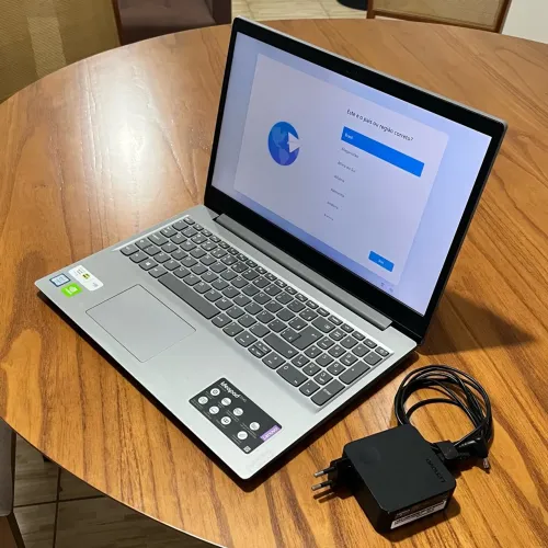 Lenovo IdeaPad S145 - i5 | 8GB | SSD 256GB + HD 320GB | NVIDIA 2GB