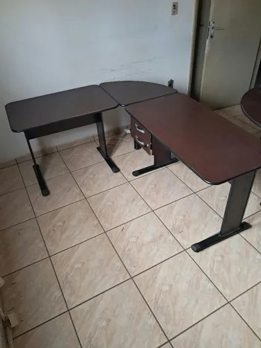 DESAPEGO! MESA P/ ESCRITÓRIO
