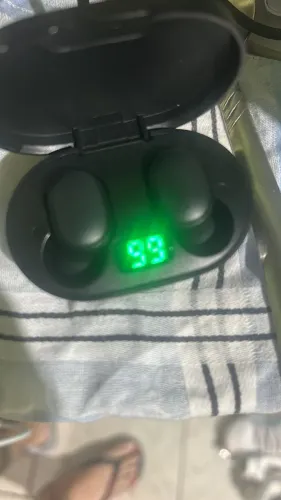Fone com apenas 3 meses de uso 