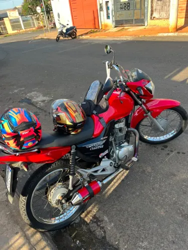 Troco moto por carro