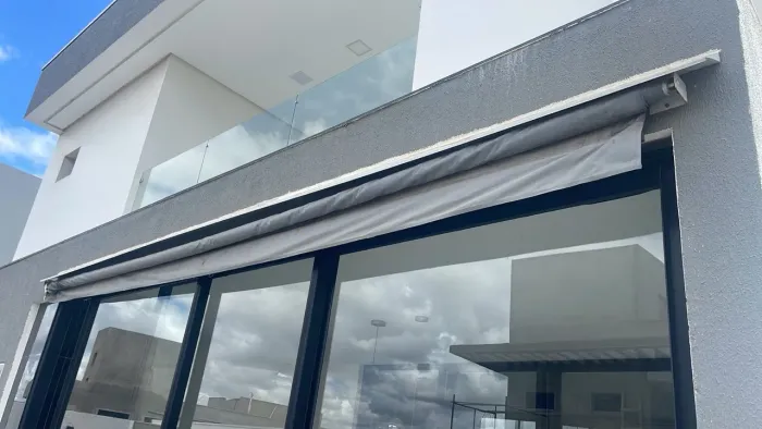 TOLDO RETRÁTIL