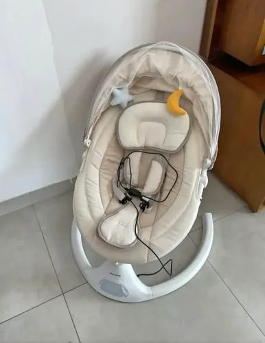Cadeirinha balanço automático