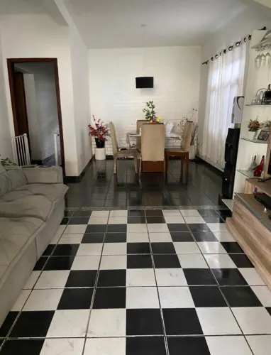 Casa 2 Pavimentos Independente 500m² Garagem 6 Carros Vila Rosário Duque de Caxias