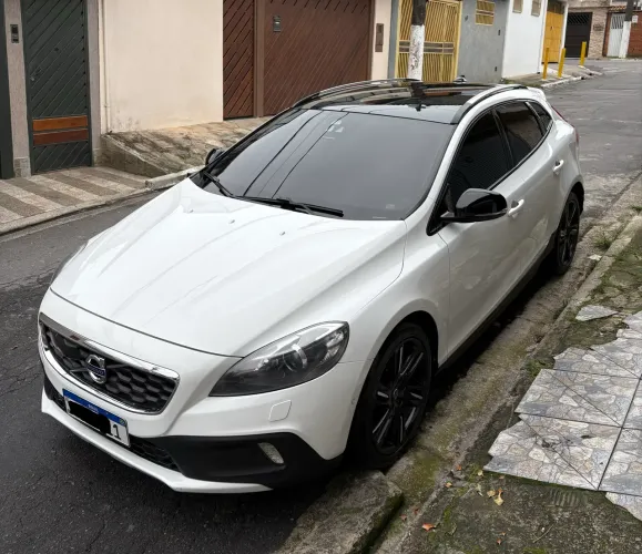 Volvo V40 T-5 Cross Country 2.0 AWD Aut. 2014