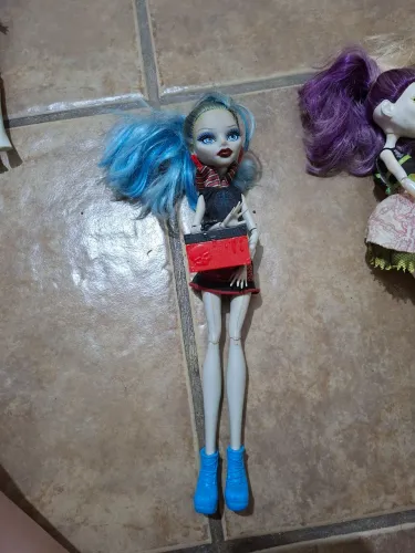 Monster High Ghoulia Yelps Scaris