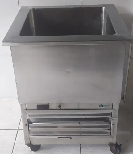 Baixei-R$ 480,00 Freezer expositor de Inox 90 Litros