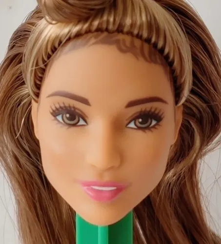 Cabeça Barbie Fashionista 73
