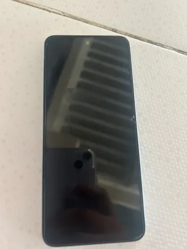 Vendo celular redmi 13
