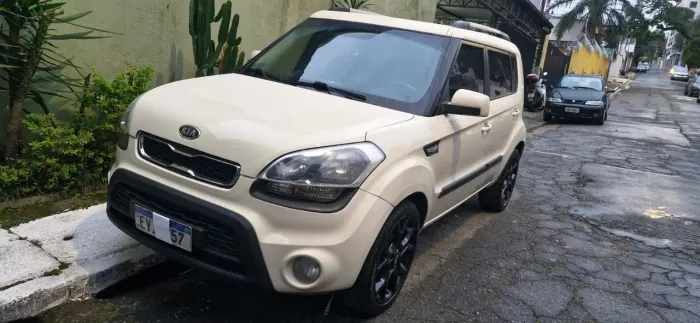 Kia Motors Soul 1.6/ 1.6 16V Flex Aut. 2013