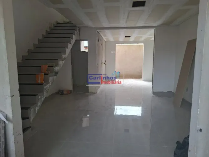CASA GEMINADA EM BETIM NO BAIRRO BOM RETIRO