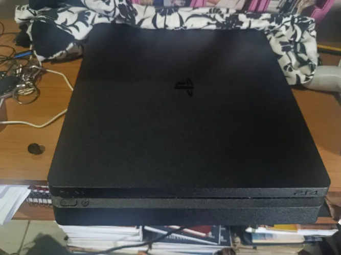 PS4 Slim Seminovo