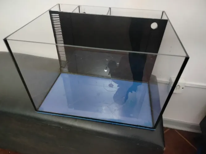 Aquário 50l extra clear novo