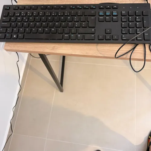 Teclado Dell Original com fio USB pouquíssimo uso, perfeito estado