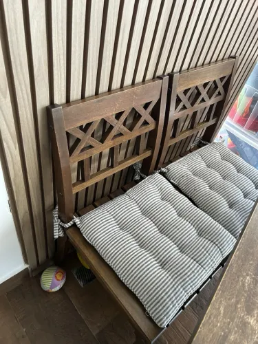 Mesa e cadeira de madeira (Eucalipto)