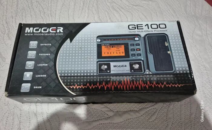 Vendo pedaleira mooer GE100 e amp Marshall MG15 , ambos em perfeitas condições..