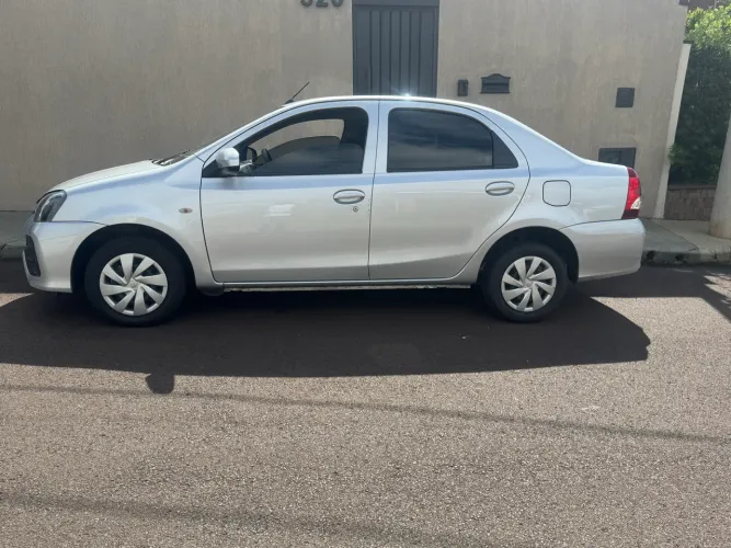 Toyota Etios X Sedan 1.5 Flex 16V 4P Aut. 2021