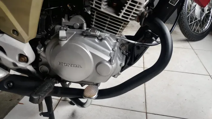 Titan 150