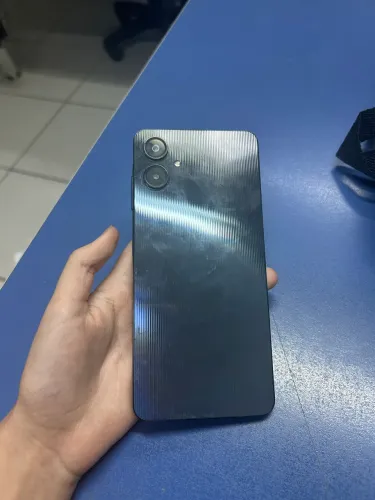 SAMSUNG A06 128 gb seminovo
