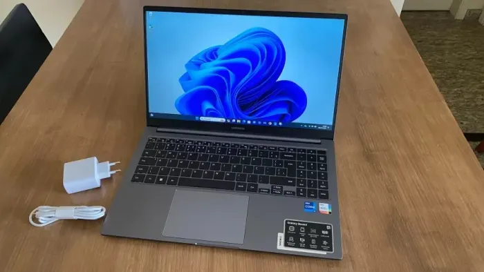 Galaxy book 4