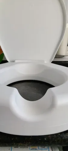 Elevador de Assento Sanitário 7,5 cm - Excelente Estado!