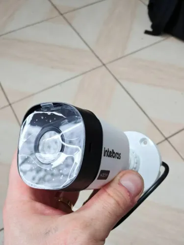 NOVAS Kit 2 Cameras Intelbras VHC 1120 B HD 720p - Na caixa