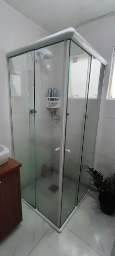 Box de canto semi novo
