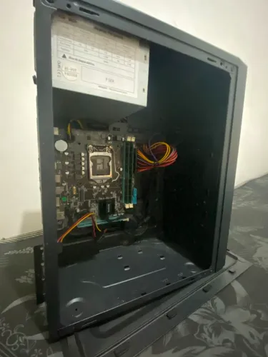 Gabinete + placa mãe + 16 gb de ram ddr3