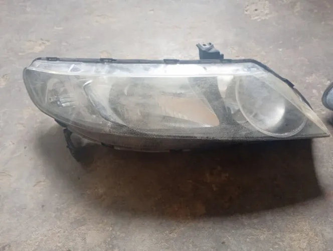 farol lado esquerdo e direto Honda Civic 2008