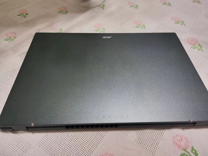 NOTEBOOK ACER ZERADO