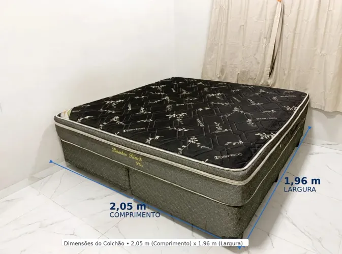 Cama de casal queem plus