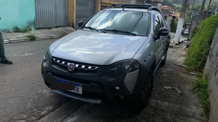 Fiat Strada Adventure1.8/ 1.8 Locker Flex CD 2015