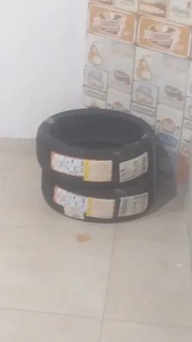 Vendo pneus novos, perfil 165 40 17.