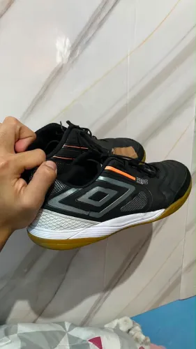 Chuteira (Tênis) de futsal