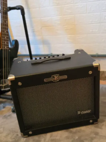 Amplificador para Baixo Staner BX-100 90W