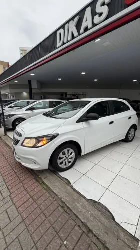 Chevrolet Onix JOY Hatch 1.0 8V Flex Mec. 4P 2019