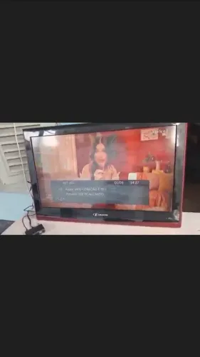 VENDA OU TROCA.LEIA O ANÚNCIO! TV BUSTER 32 POLEGADAS FUNCIONANDO