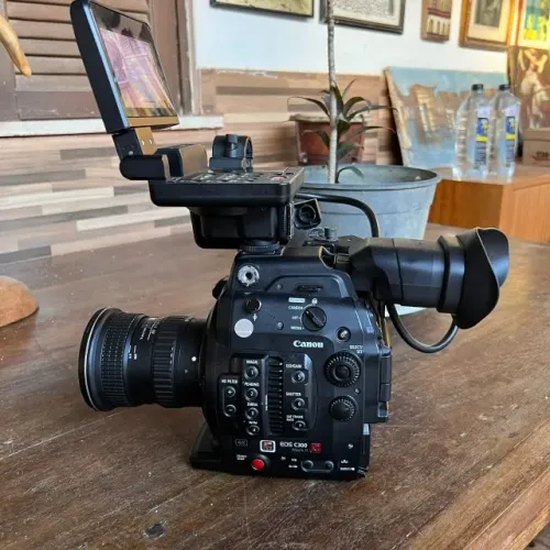 Canon c300 Mark II