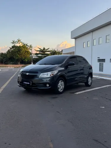 Chevrolet Onix Hatch LS 1.0 8V Flex Power Mec. 4P 2016