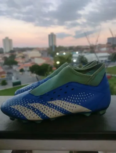 Chuteira Adidas campo original