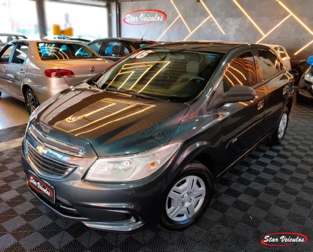 Chevrolet Onix Hatch LT 1.0 8V Flex Mec. 4P 2016