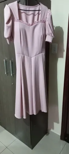 Vendo vestido semi novo conservado