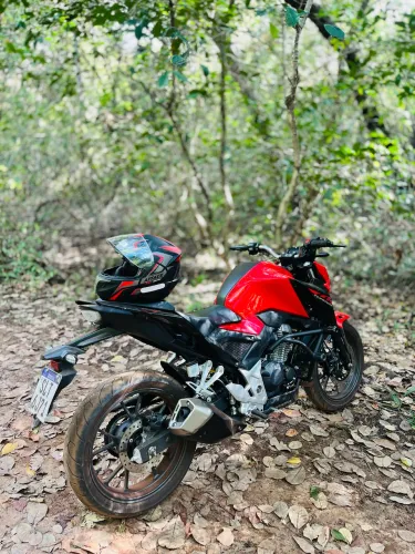 ? HONDA CB 300F TWISTER CBS 2024 ? ÓTIMA OPORTUNIDADE!