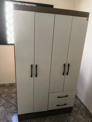 Guarda-Roupas