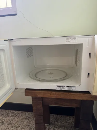 Microondas Brastemp 30L (grande)