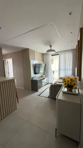 Apartamento 3/4 com suíte, 66m², 3 varandas, andar intermediário no Terraço Cabula