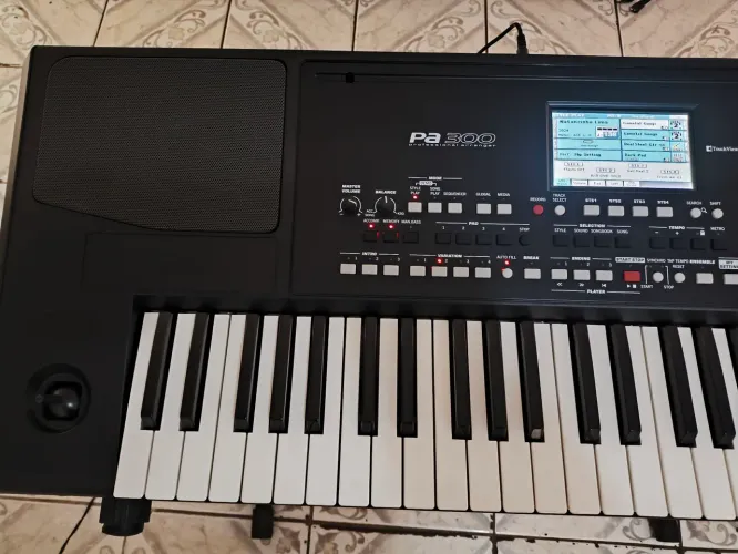 Vende se PA 300 muito novo lindo valor 4.899.00 a vista ZAP *